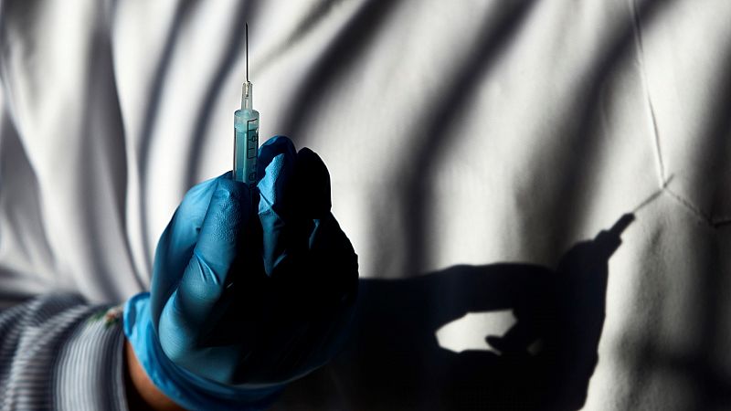 Cataluña pide adelantar la cuarta dosis de la vacuna para los mayores de 80 y vulnerables