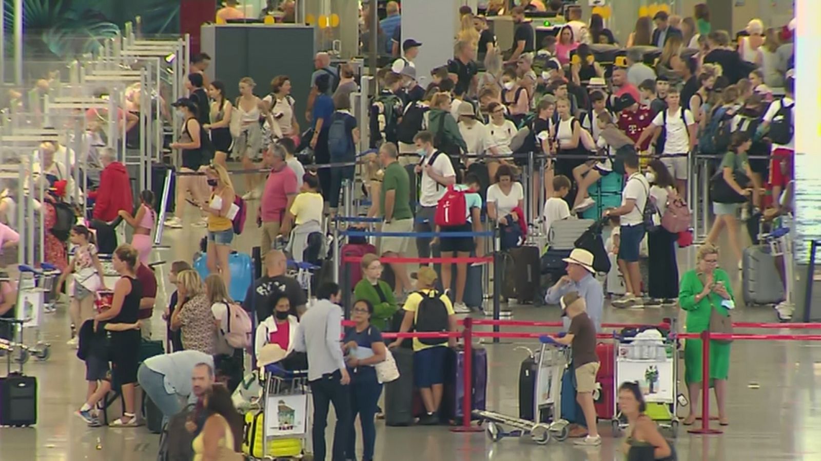 Operación Salida Verano 2022 en los aeropuertos