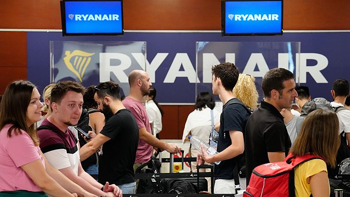 Telediario Fin de Semana - Las huelgas en Ryanair y Easyjet alteran el inicio de las vacaciones