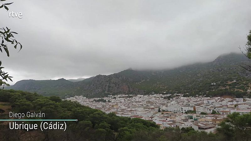 Tormentas localmente fuertes en zonas de la mitad norte peninsular - ver ahora