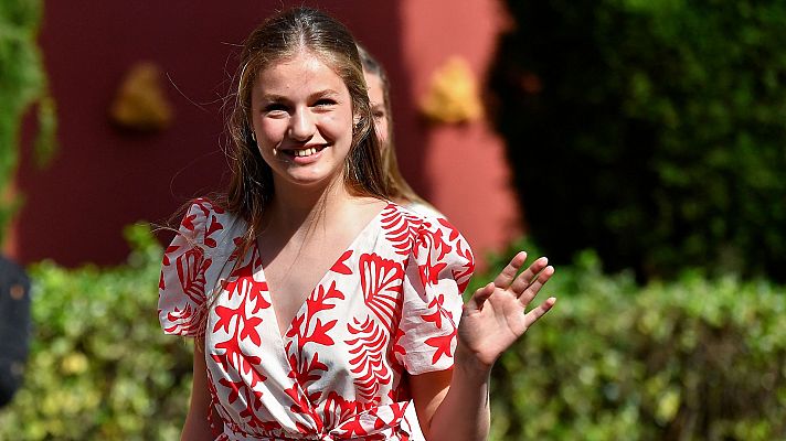 Telediario Fin de Semana - La princesa Leonor visita el Museo Dalí entre concentraciones de apoyo y rechazo