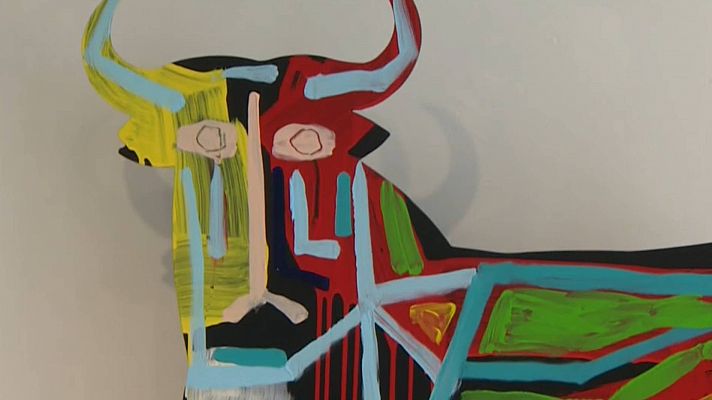 Telediario 2 - Jordi Mollà reinterpreta 65 toros de Osborne en 'El arte de trascender'