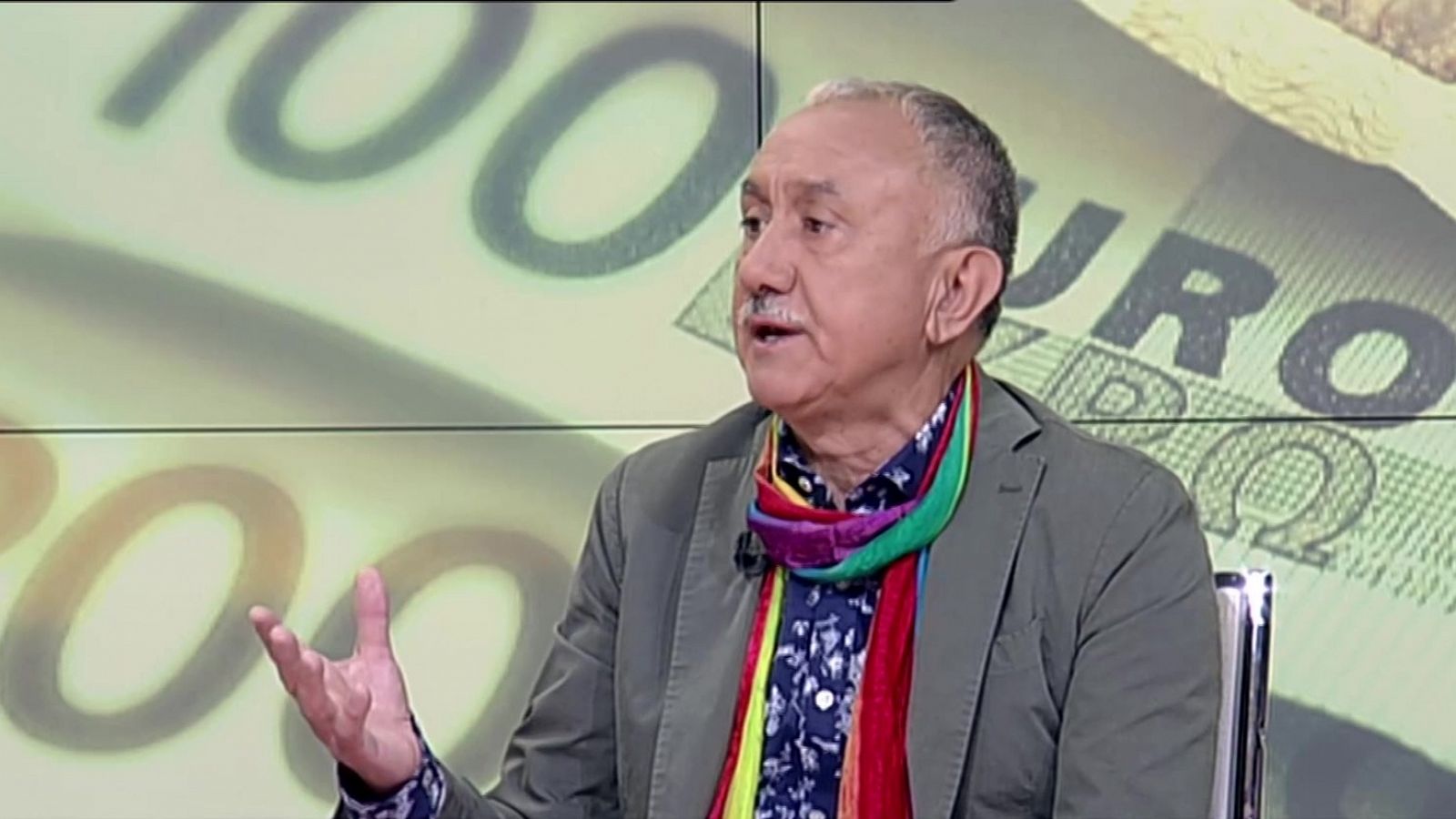 Álvarez pide una subida generalizada de salarios porque "hoy, en nuestro país, hay muchas empresas que están ganando mucho dinero" y esa cantidad no se está repartiendo entre las familias.