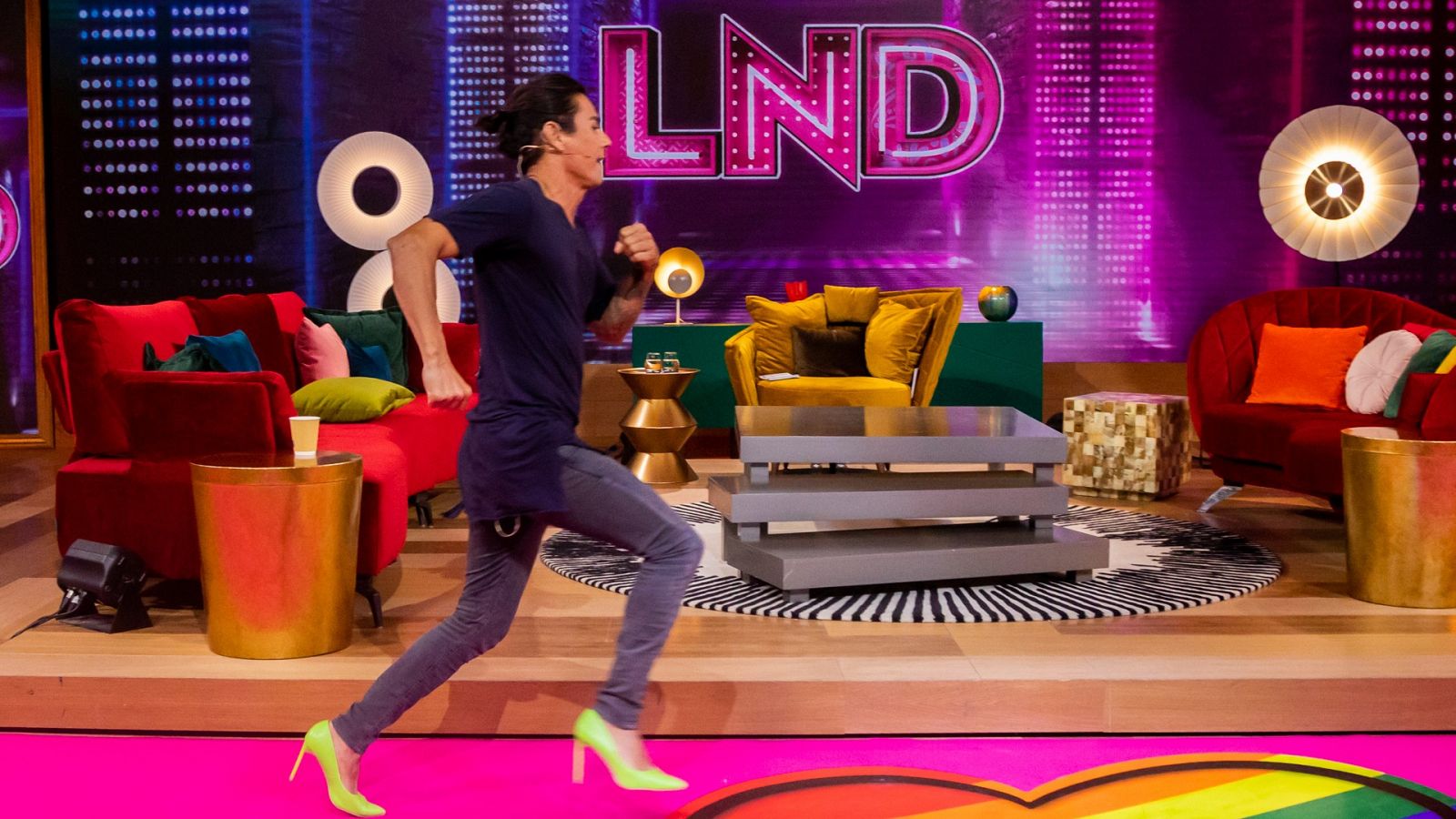 La Noche D celebra el Orgullo LGTBIQ+ con una carrera de tacones