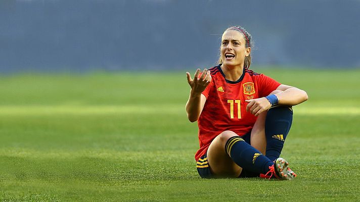 Telediario 1 - Alexia Putellas se lesiona la rodilla izquierda a tres días del debut en la Eurocopa