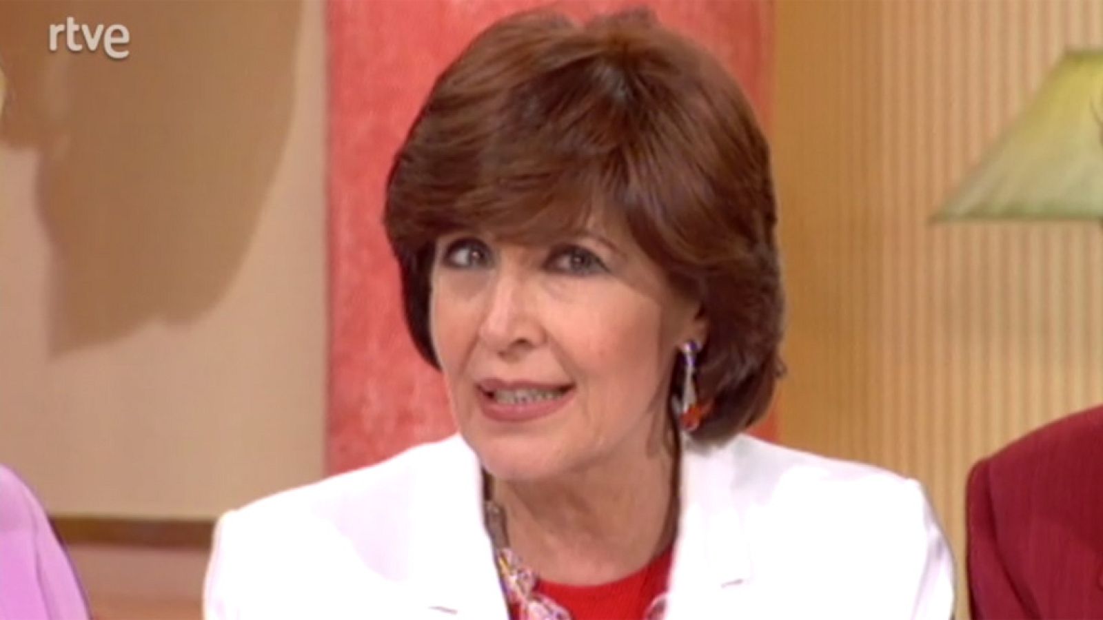 Cine de barrio - Las chicas de la Cruz Roja - Cine de barrio | Ver