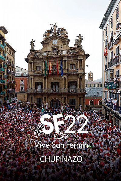 Un multitudinario chupinazo recibe San Fermín 2022 