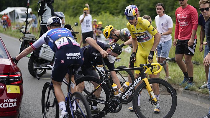 Tour de Francia | Van Aert, lider, se cae en la 5ª etapa