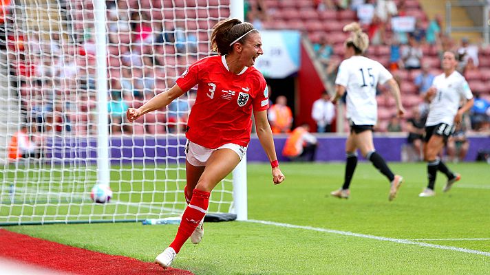 Fútbol - Gol de Naschenweng: Austria 2-0 Irlanda del Norte