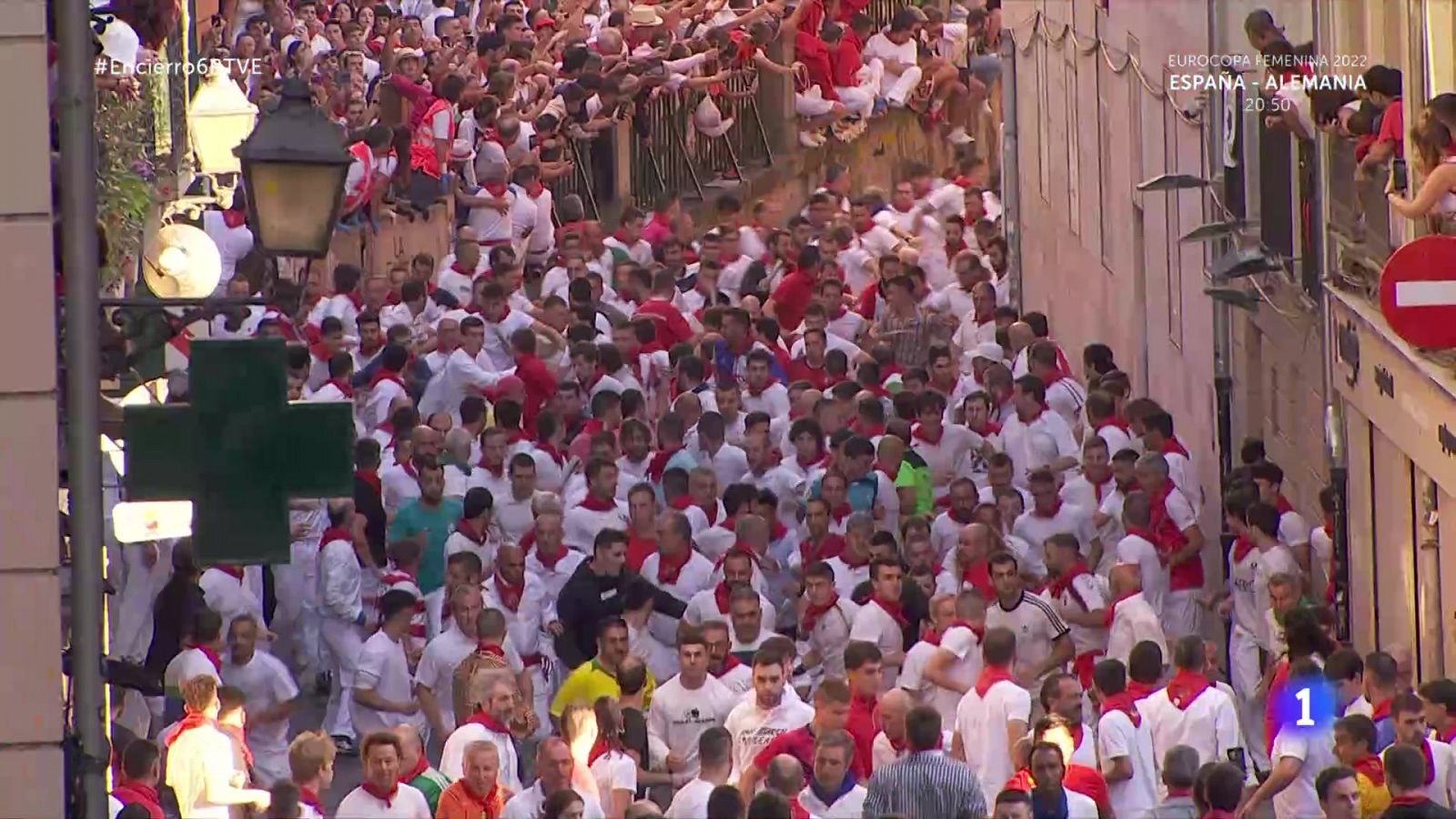 Sexto encierro de San Fermín a cámara lenta