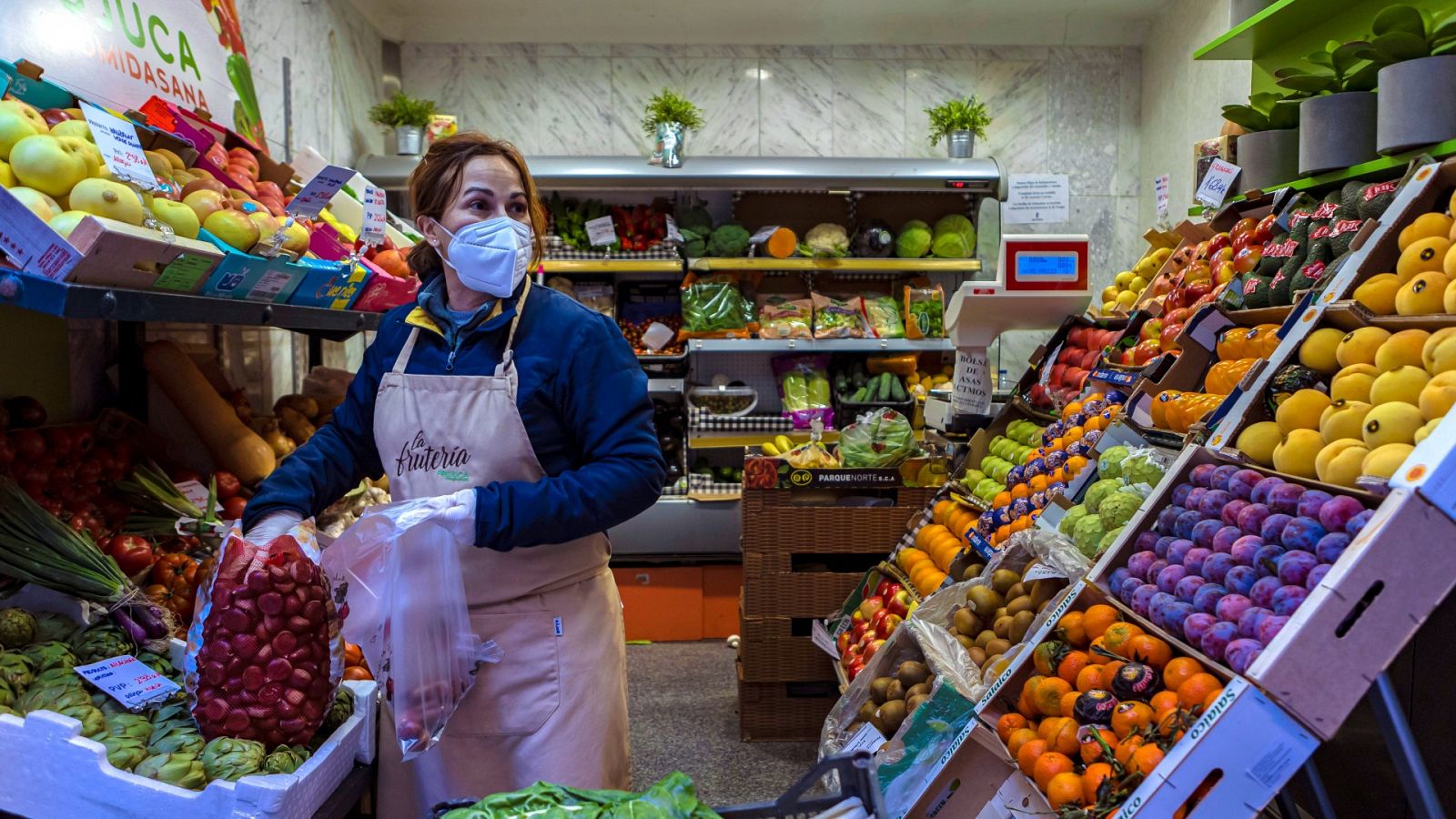 El estado de la nación, en las calles: la marcha de la economía preocupa a jóvenes y mayores