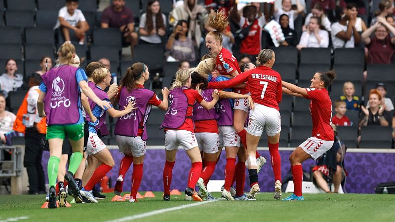 Eurocopa femenina 2022 | Resumen y goles del Dinamarca 1-0 Finlandia