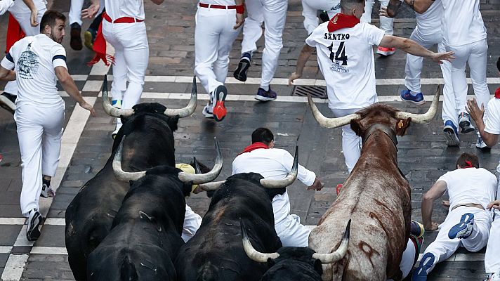 San Fermín - San Fermín 2022: Séptimo encierro con Victoriano del Río
