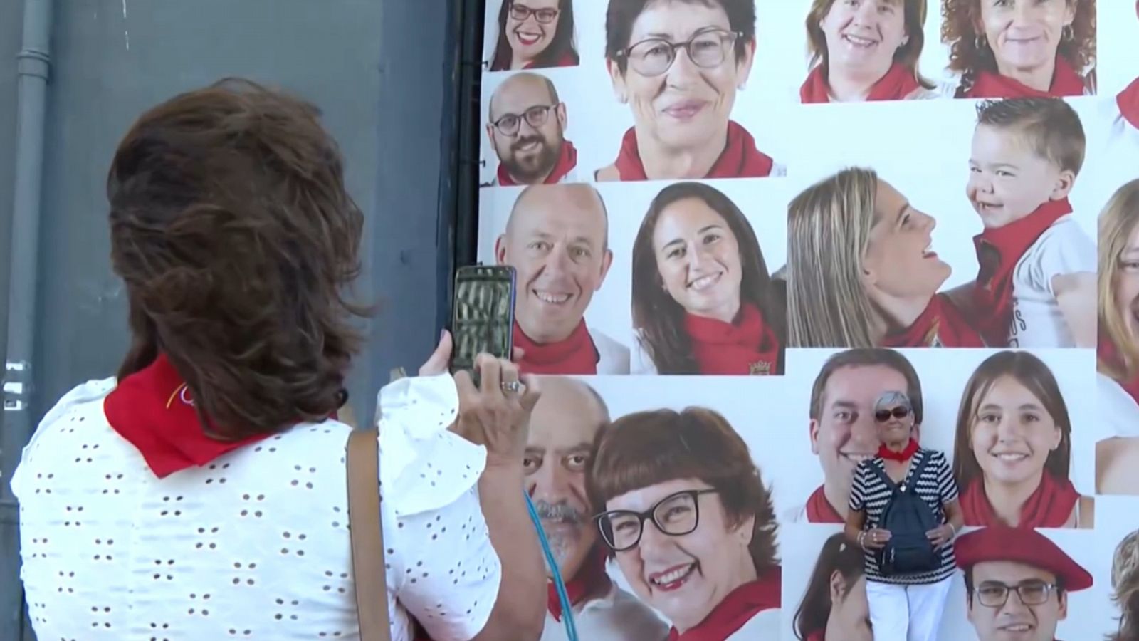 La campaña de San Fermín: 562 fotos de pamploneses por la ciudad