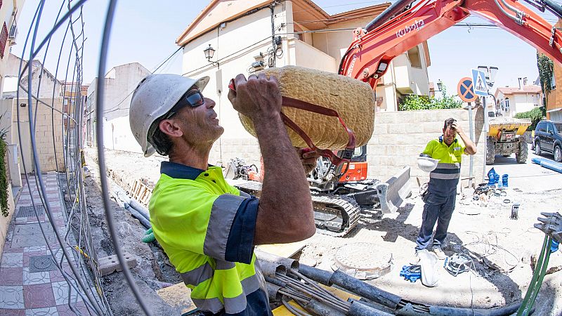 Los peligros de trabajar al aire libre en plena ola de calor