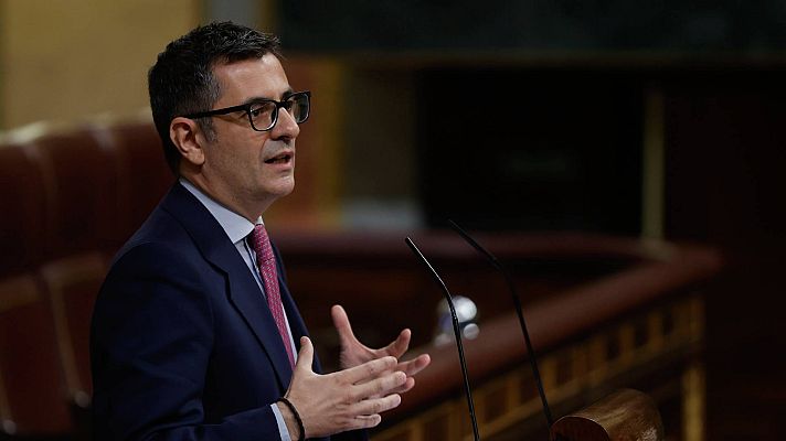 Telediario 1 - Cruce de reproches entre el Gobierno y la oposición por la ley de memoria democrática