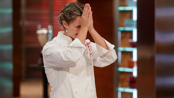 MasterChef - Verónica vierte toda su pasión por la cocina en un postre