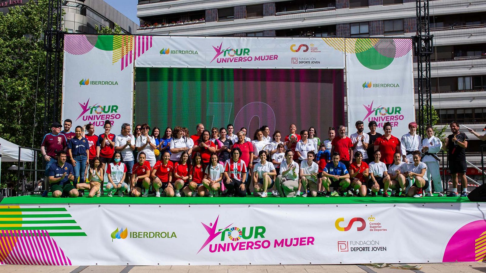 Tour Universo Mujer - 2022 - Programa 2: Éxito del Tour Universo en su paso por Zamora - RTVE Play