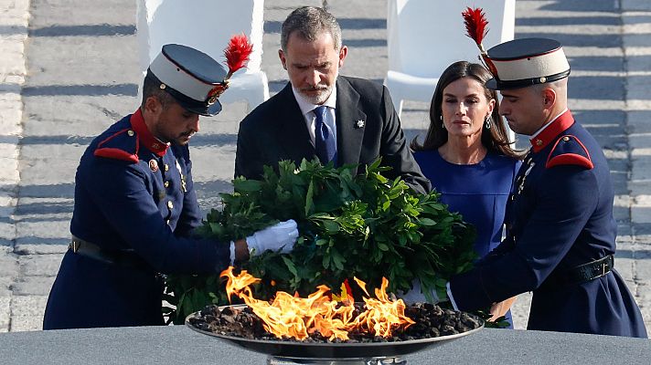 Los reyes presiden el homenaje a las víctimas de la COVID