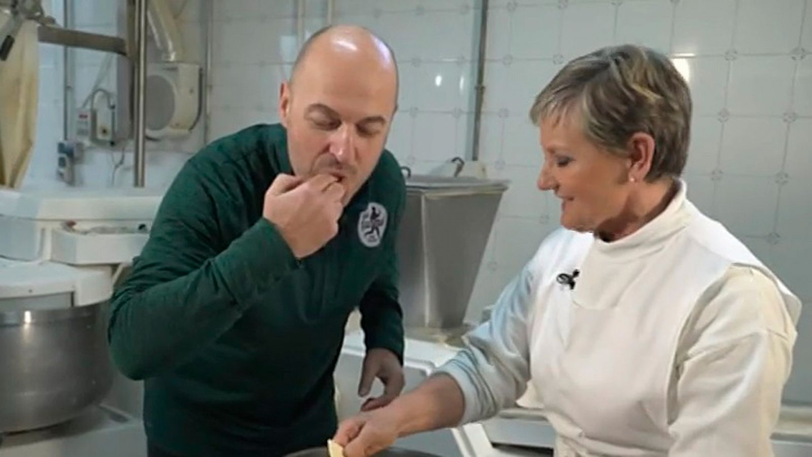 Atleta Gourmet - Alpujarra granadina. De Órgiva a Bubión - Documental en RTVE