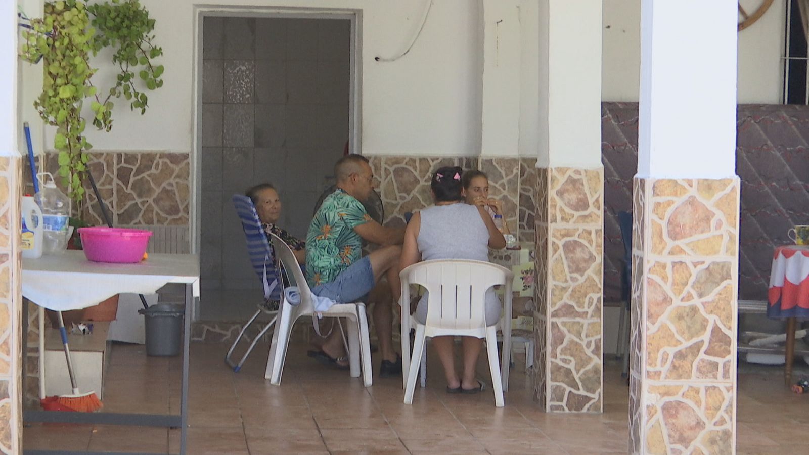 Ola de calor en barrios humildes - Ver ahora