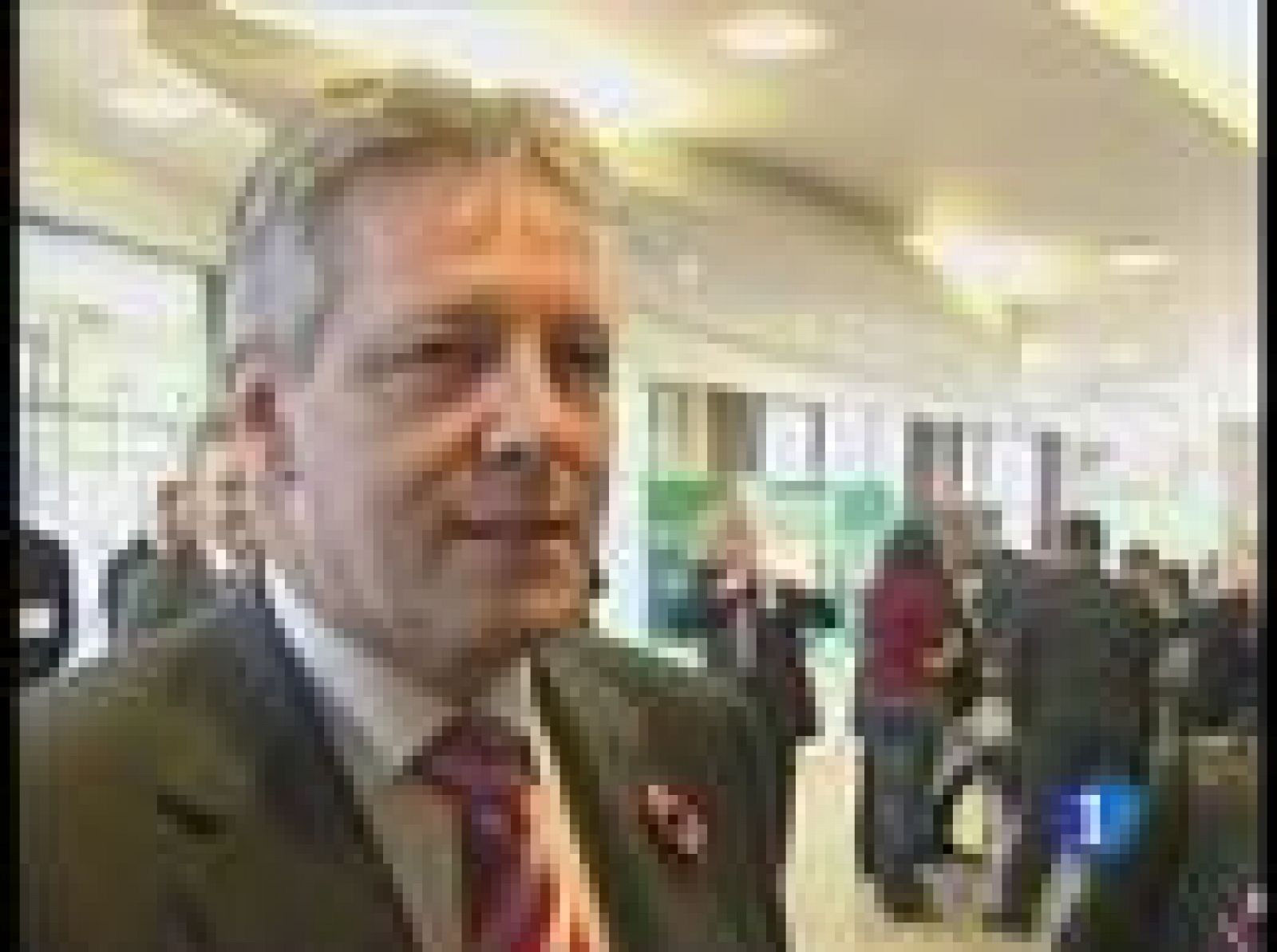 Las cosas cada vez pintan peor para el primer ministro norirlandés | Ver