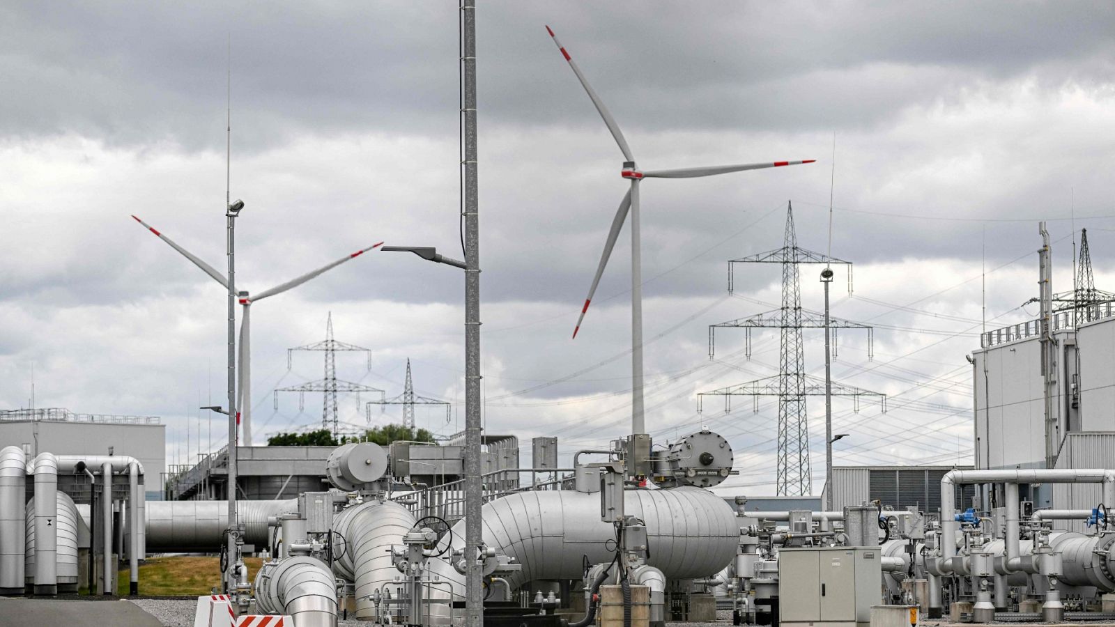 Europa busca acumular reservas de energía antes del invierno