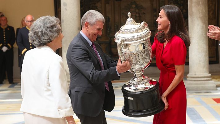 RTVE recibe el Premio Infanta Sofía del Deporte de manos de los Reyes