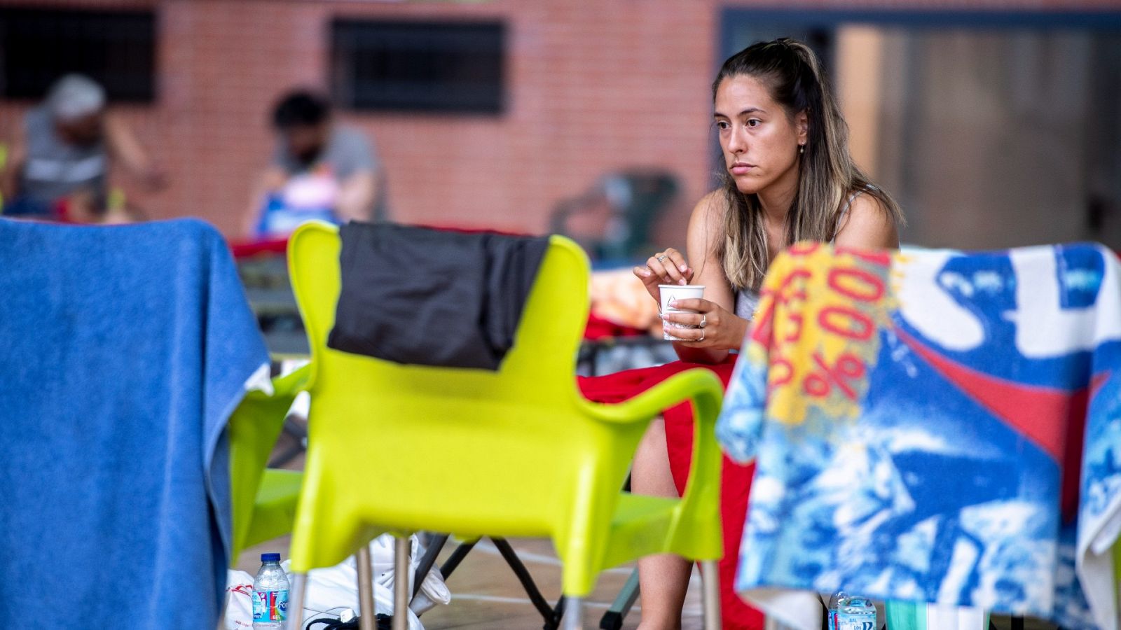 Vecinos desalojados en los incendios en Extremadura vuelven a casa | Ver
