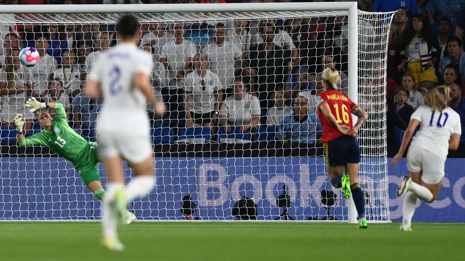 Gol de Stanway (2-1) en el Inglaterra 2-1 España