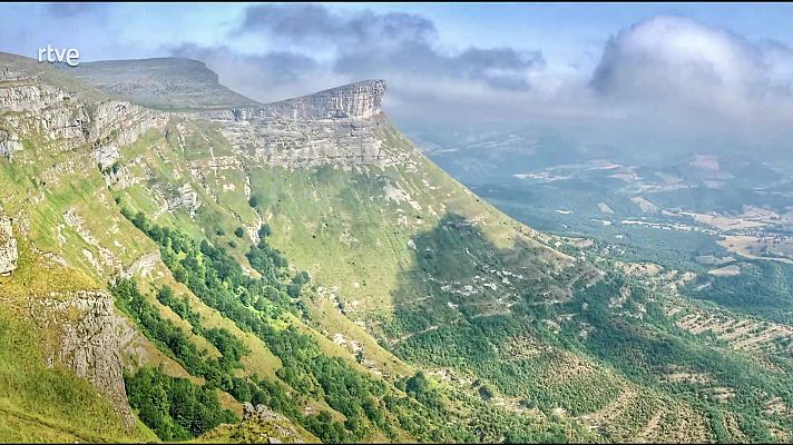 Intervalos de viento fuerte en el extremo oeste de Galicia y en Canarias