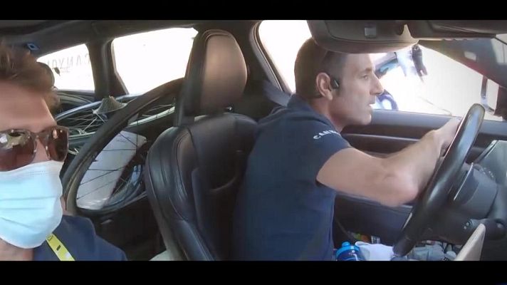 Telediario 2 - Tour 2022 | Así se vive una etapa dentro del equipo Movistar