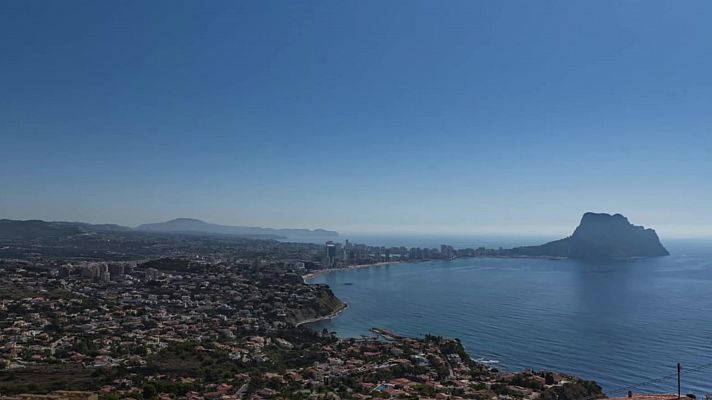 Temperaturas elevadas en la mayor parte del país, Salvo en el norte y noroeste peninsular, con descensos notables