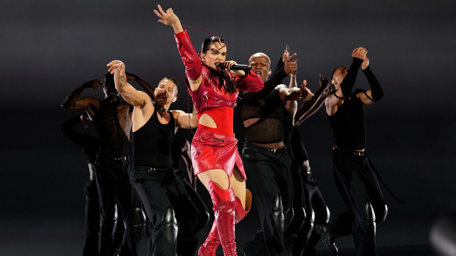 Rosalía triunfa con su concierto en Barcelona | Ver