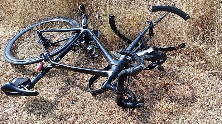 Mueren dos ciclistas en Almería atropellados