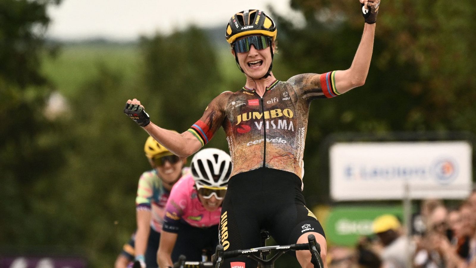 Tour femenino 2022 | La neerlandesa Marianne Vos gana la segunda etapa y se enfunda el maillot amarillo