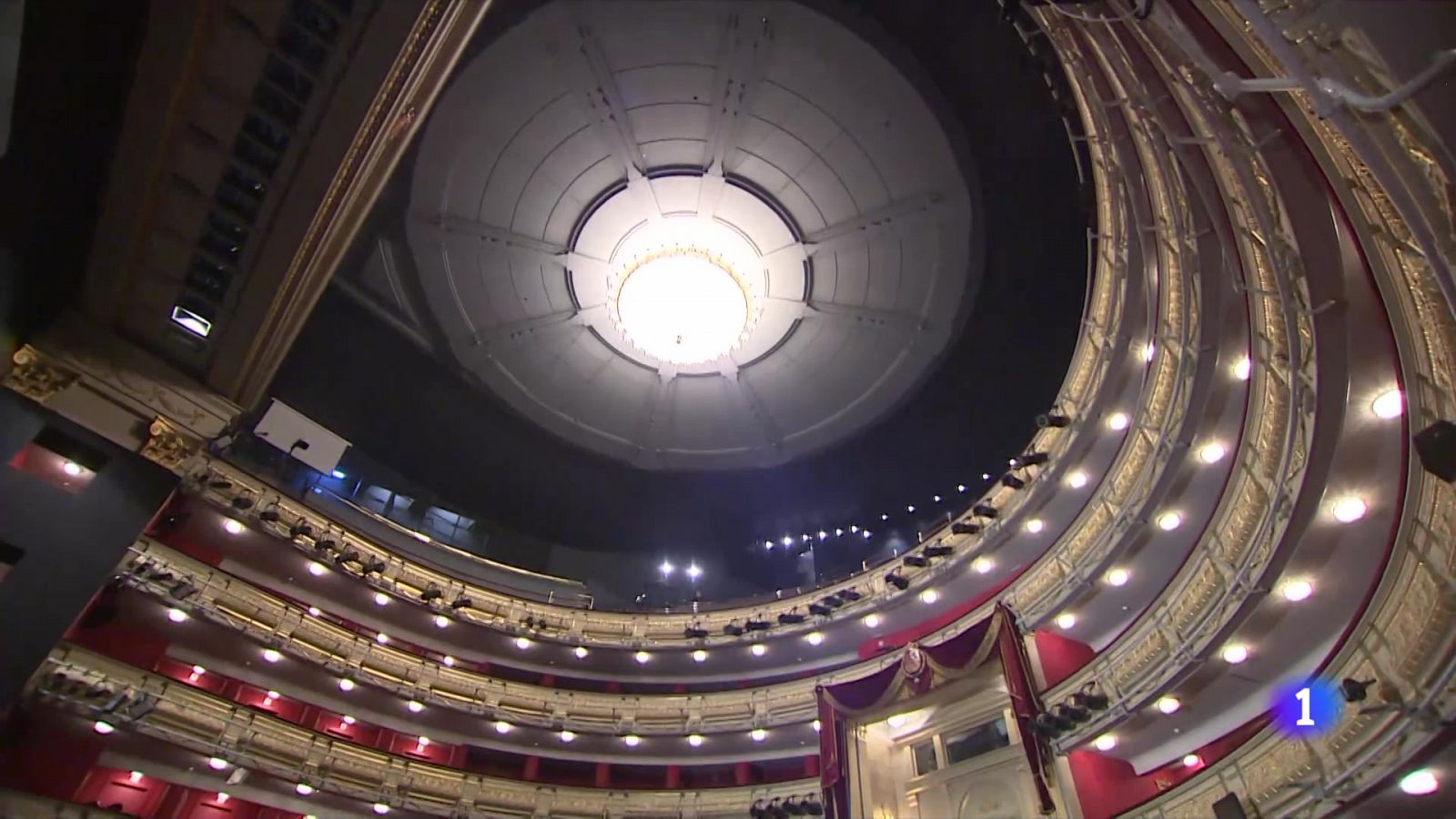 Iggy Pop ofrece un concierto inolvidable en el Teatro Real de Madrid   