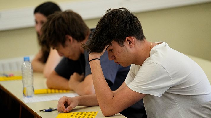 Los docentes valoran la nueva Selectividad