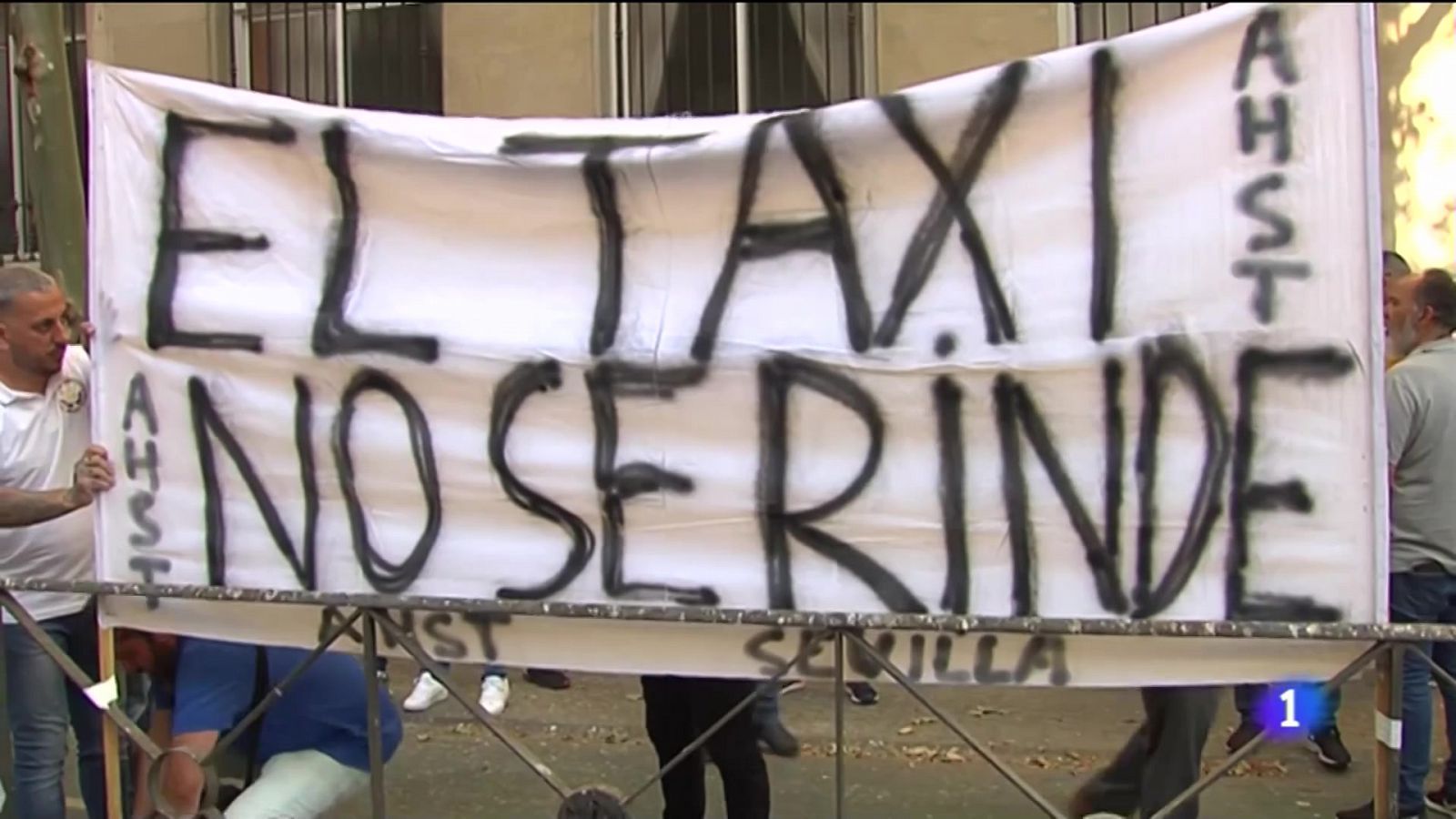 El sector del taxi se moviliza - Ver ahora