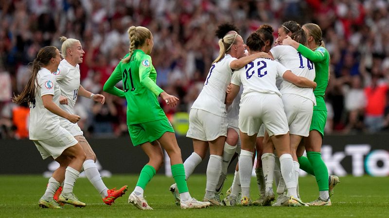 Resumen final Eurocopa femenina: Alemania 1-2 Inglaterra