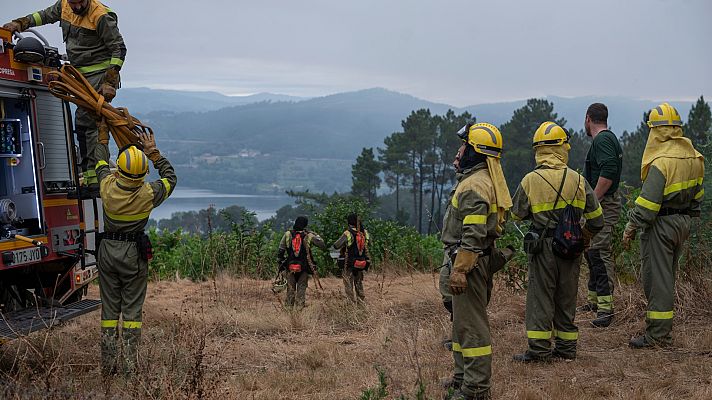 Telediario Fin de Semana - Continúan activos los incendios de Arbo y A Cañiza en Pontevedra
