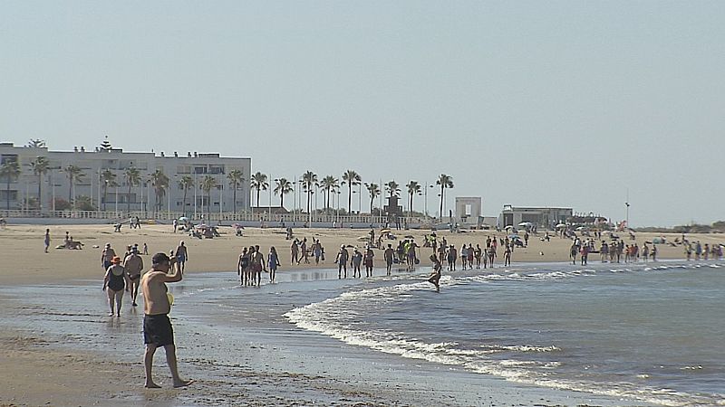 Buen julio turístico en Cádiz - Ver ahora