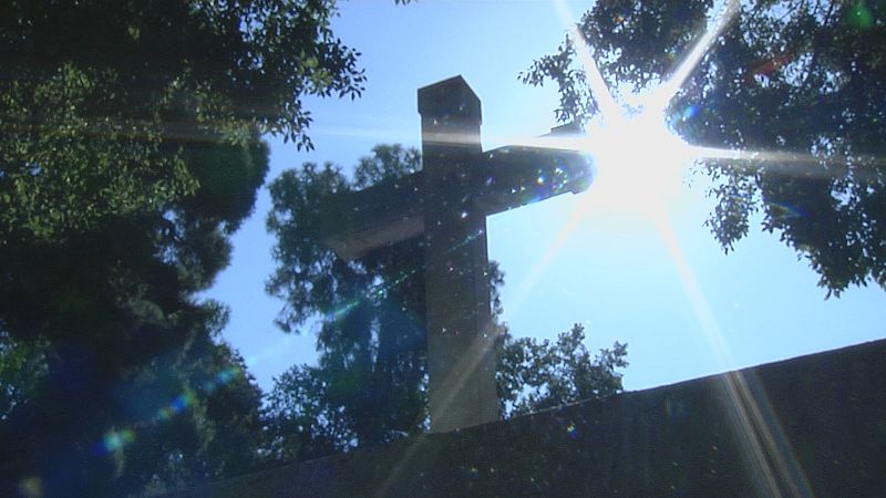Polémica retirada de la cruz franquista del parque Ribalta de Castelló