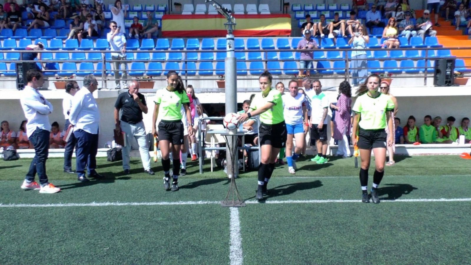 Deportistas - Programa 5: El gran crecimiento del fútbol femenino - RTVE Play