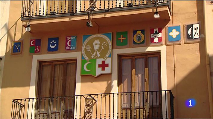 L'informatiu - Comunitat Valenciana - Les festes de Moros i Cristians de Bocairent es traslladen als jocs de taula