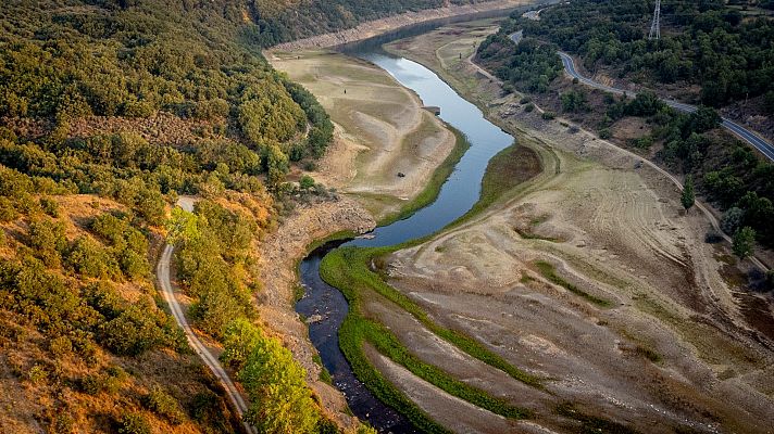 Telediario 1 - La sequía obliga a limitar el uso de agua en cada vez más regiones de España