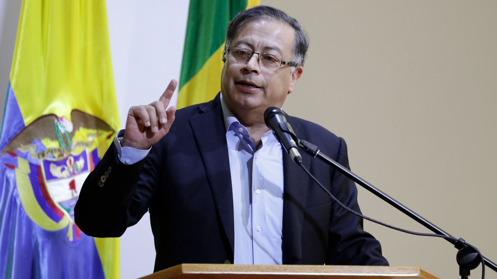 Colombia cambia de rumbo con la toma de posesión de Gustavo Petro