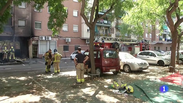 Els baixos on s'ha originat l'incendi estaven ocupats