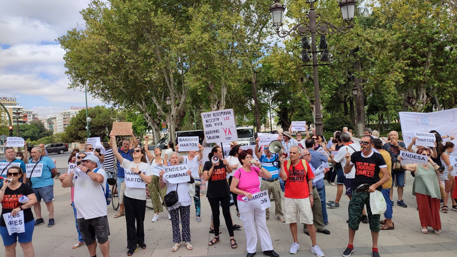 Protestan por los cortes de luz