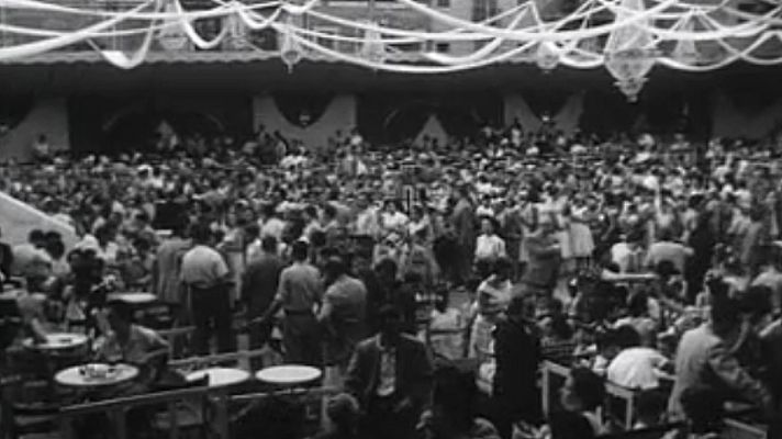 NO-DO - Fiestas de Gràcia en 1955